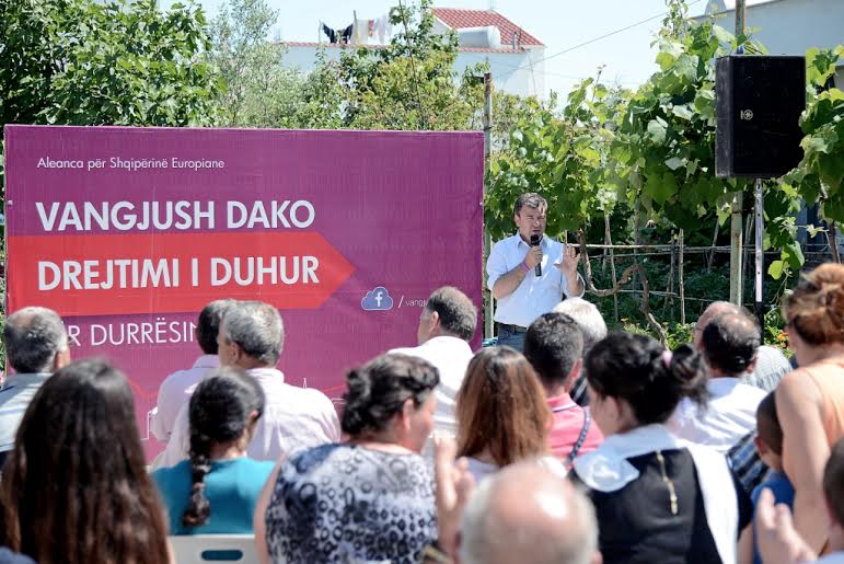 Dako bën premtime në Porto Romano e thotë: Jepjani votën kujt punon më mirë