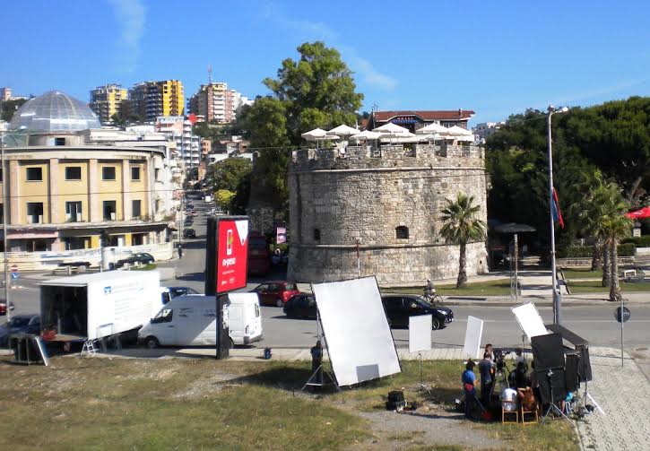 Mbarojnë spotet elektorale, fillojnë reklamat e biznesit