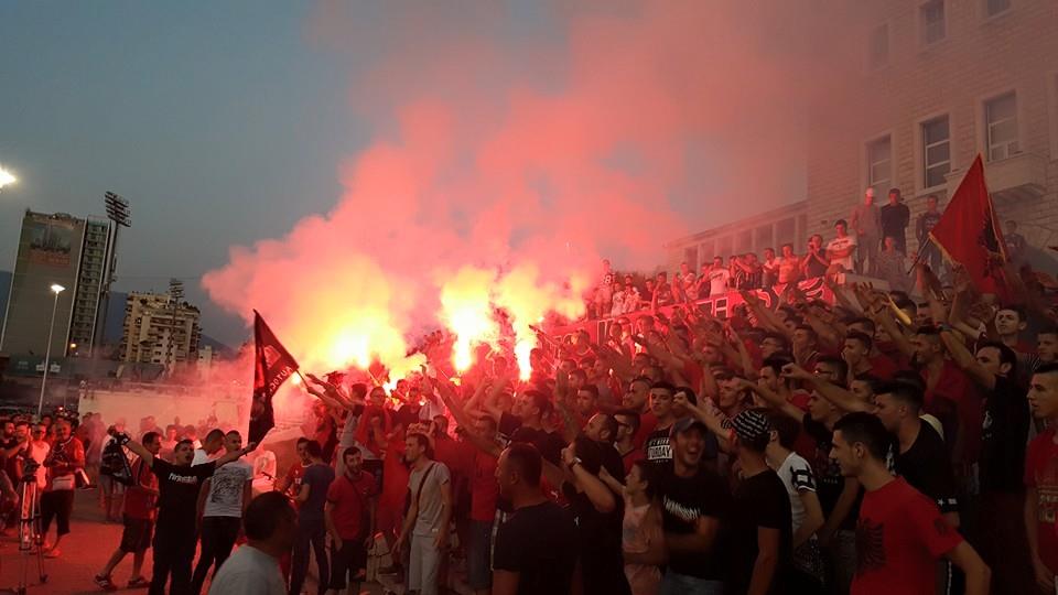 Tifozët, festime masive për fitoren e 3 pikëve