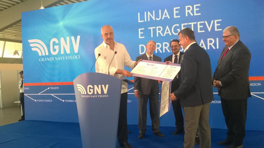 Linjë e re tragetesh Durrës- Bari, në përurim dhe kryeministri Edi Rama