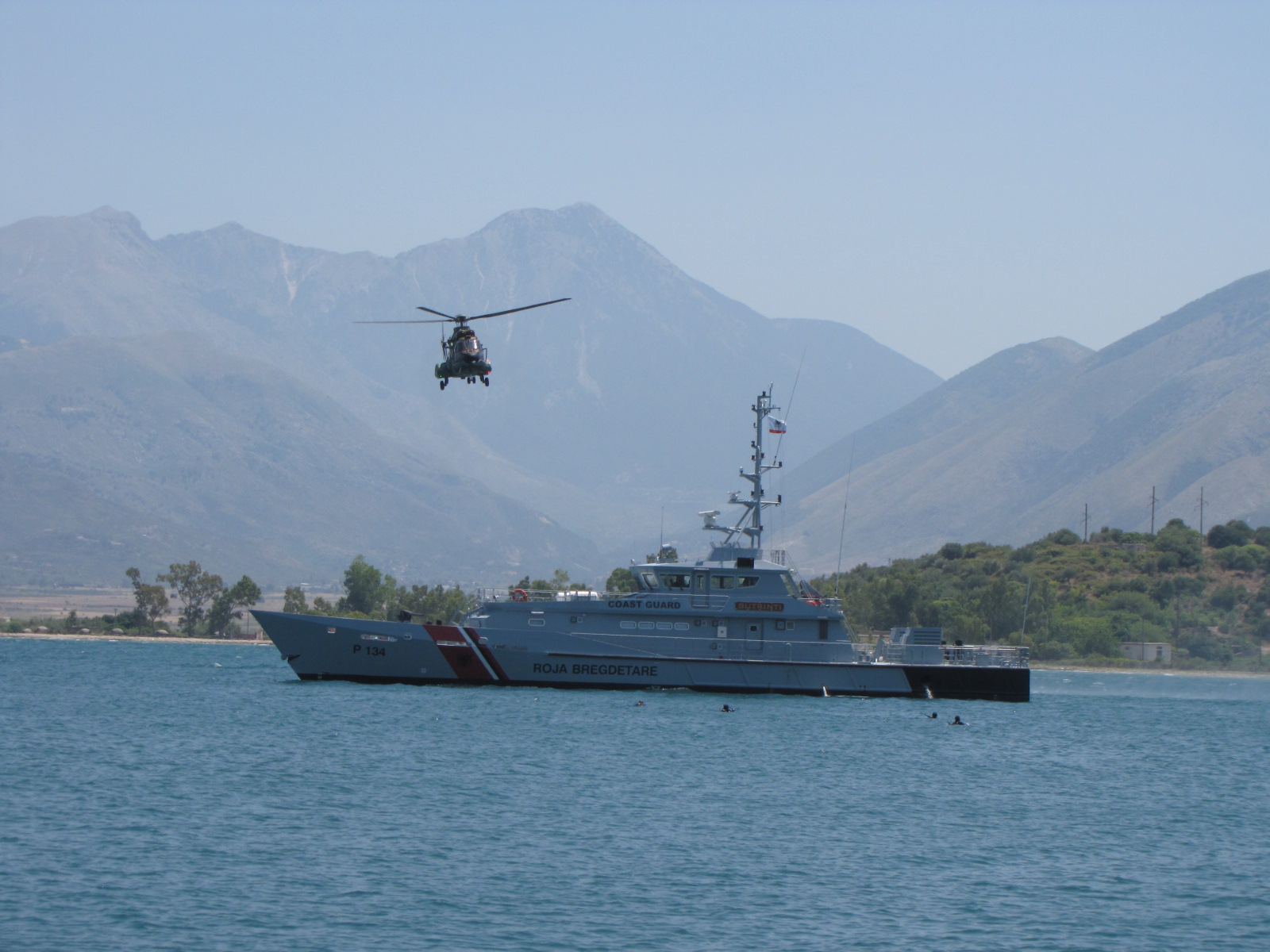 Djemtë e detit dhe të tokës – guxim, profesionalizëm dhe shkathtësi (foto)