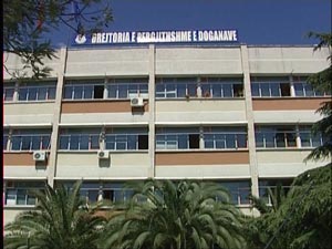 Durrsakja Behushi emërohet drejtoreshë e përgjithshme e Doganave