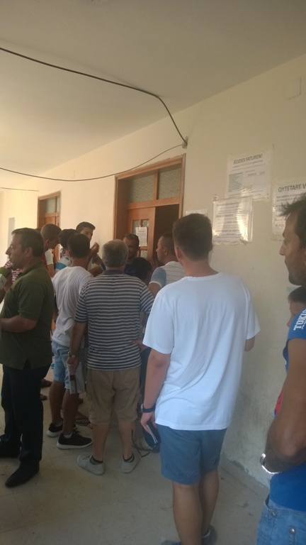 Durrës, rritet numri i aplikuesve për pasaporta biometrike