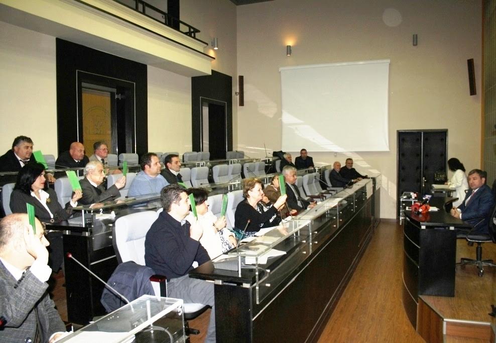 Ekskluzive / Durrës. Parlamenti vendor: Javë e re, nafakë e re