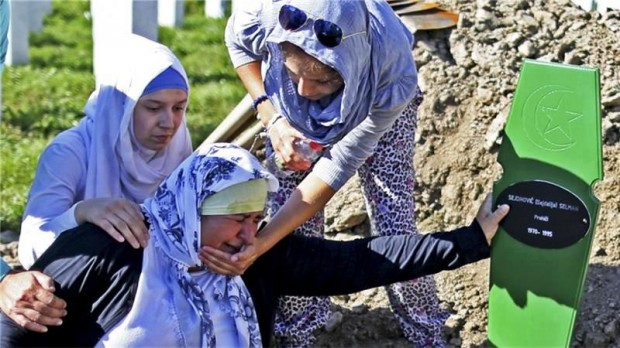 Përkujtohet masakra e Srebrenicës, u vranë mbi 8 mijë persona