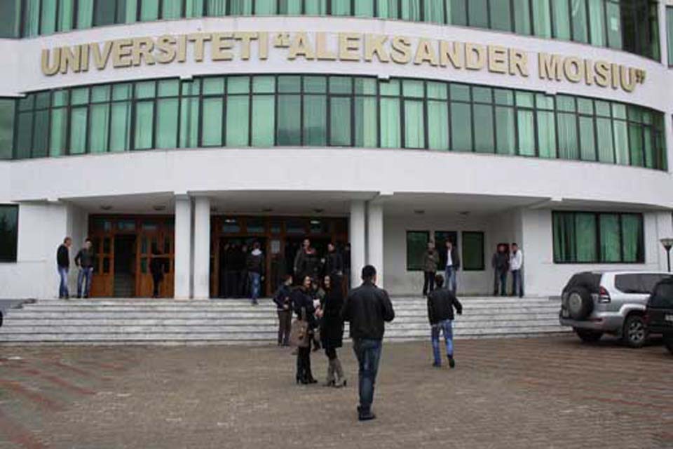 Prokuroria e Durrësit: Pedagogët e “A.Moisiut” duhet të dënoheshin me burg. Ja abuzimet