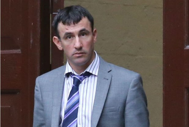 Shqiptari publikon foton e fëmijës që abuzohej seksualisht, dënohet