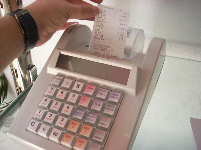 Nesër nis “kërdia” ndaj informalitetit. Ja çdo ndodhë për shkeljet