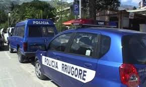 Policia sqaron aksidentin, po 100 mijë eurot kush i mori?