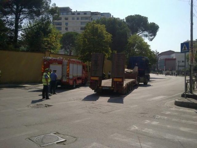 Aksidenti tragjik në Tiranë, mund të ketë qenë dhe vetëvrasje