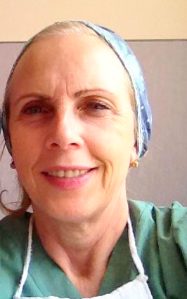 Pacientja me kancer dhunon mjeken e Onkologjikut