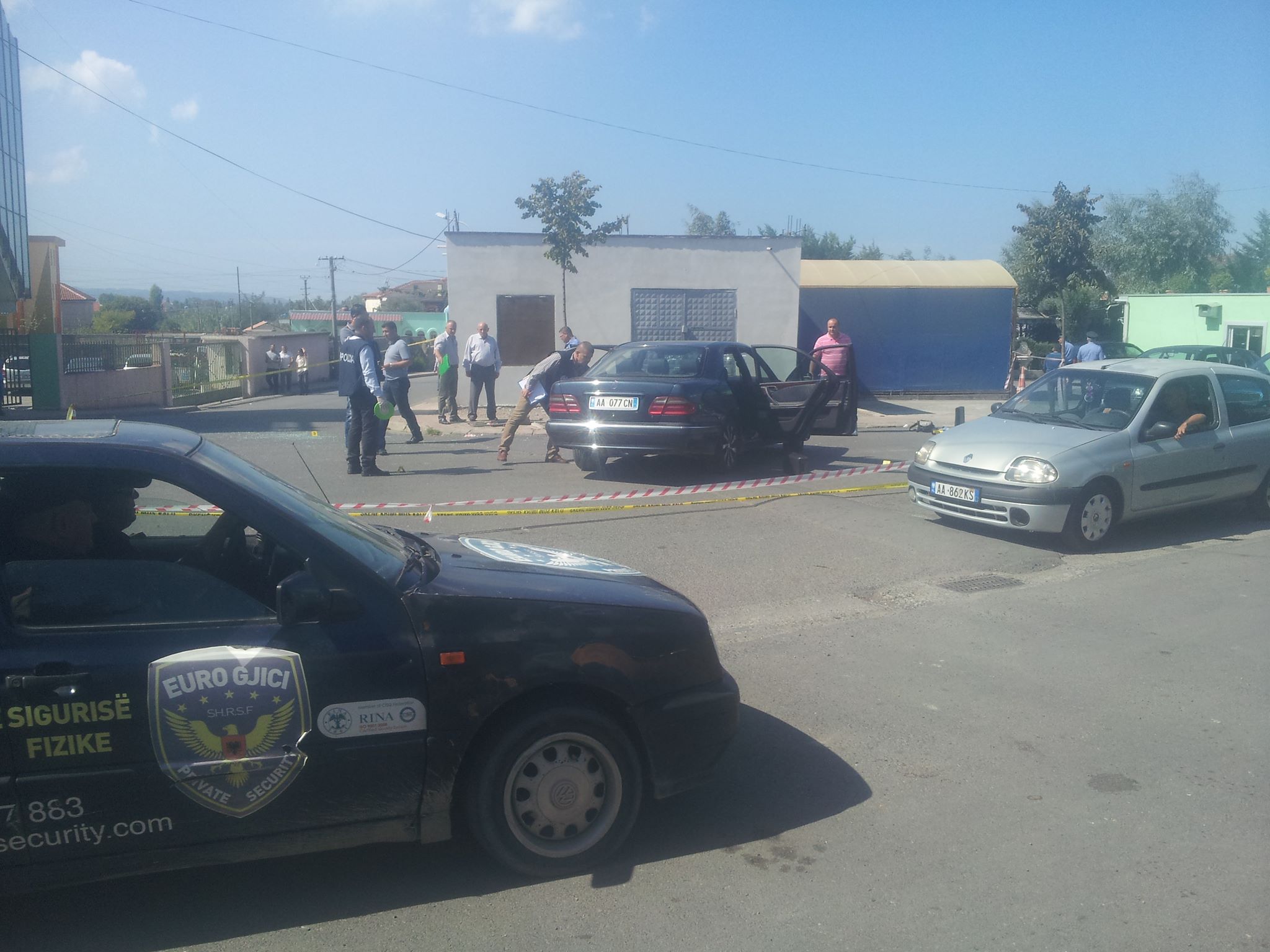 Luftë me armë mes dy fiseve, 1 i vdekur e 4 të plagosur