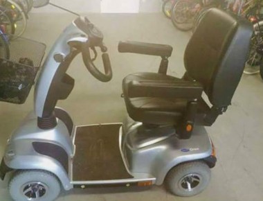 Pas letrës për Lorik Canën, vjen karroca invaliditetit për Siborën