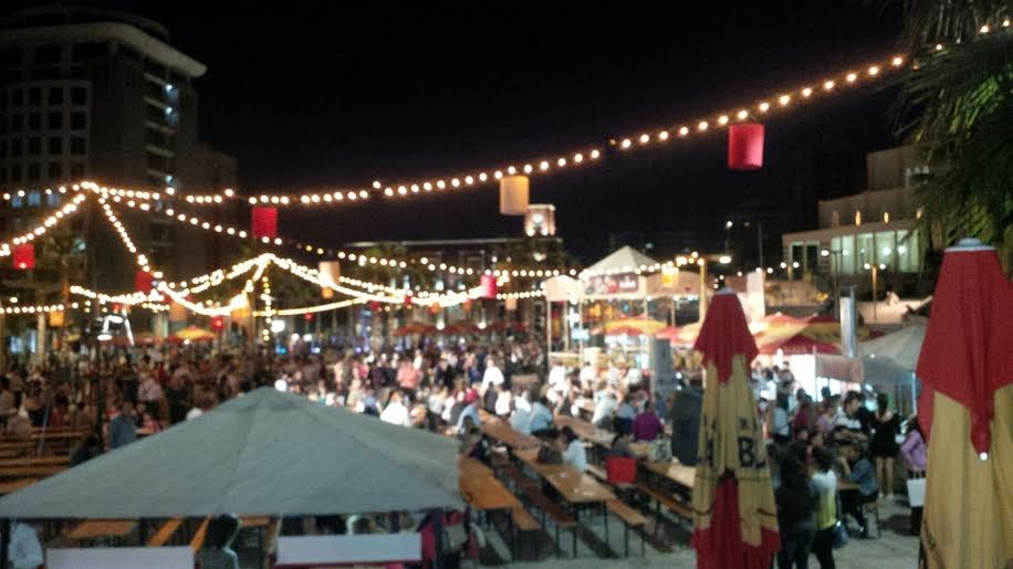 Nga festa e birrës tek ajo e çajit, Durrësi zbulon mbrëmjet pa turistë