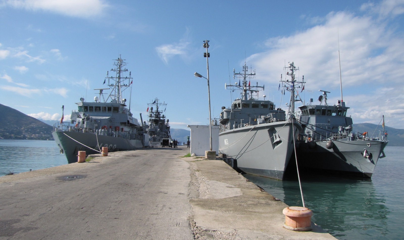 Anije të grupit SNMCMG2 të NATO-s vizitojnë portin e Vlorës