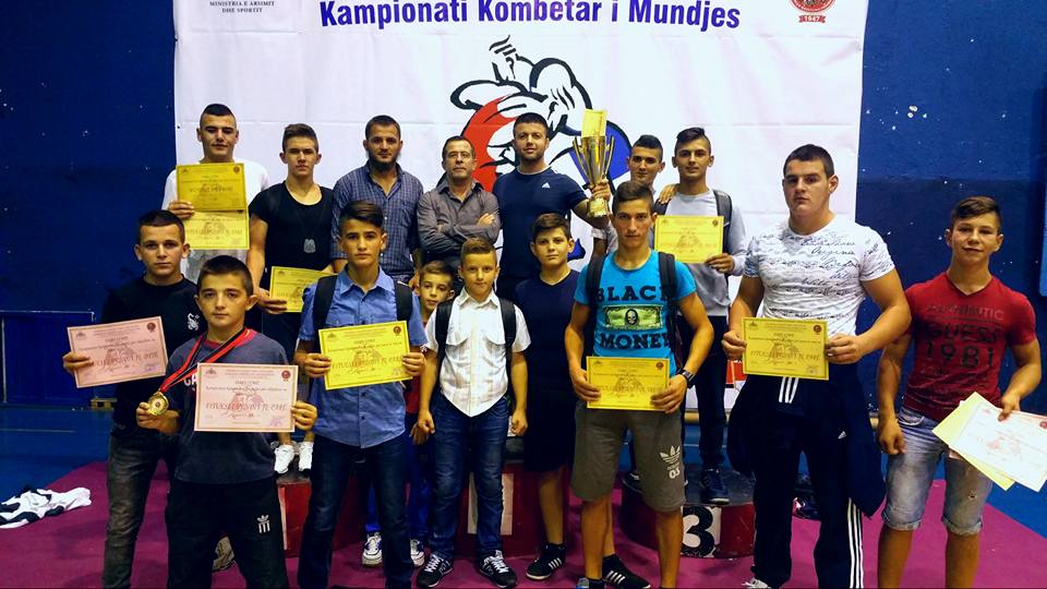 Kampionët e moshave, ja kush triumfoi në mundje