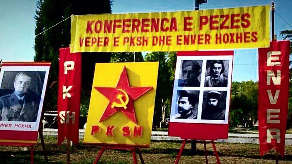 Enver Hoxha rikthehet në Pezë