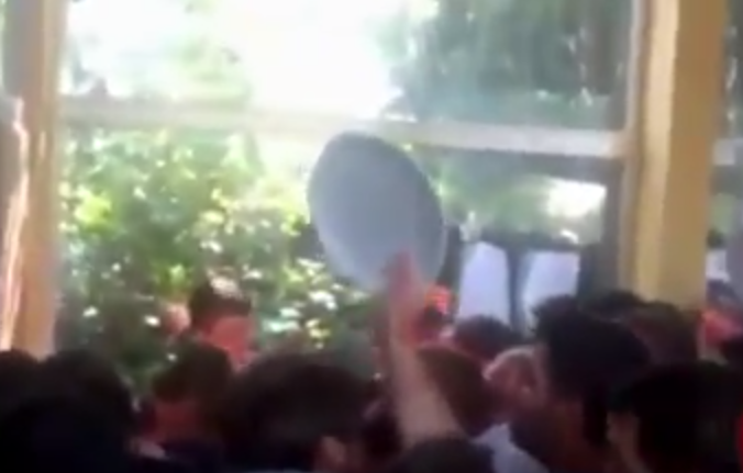 Videolajm/ Radha për bukë, shihni çfarë heqin shqiptarët