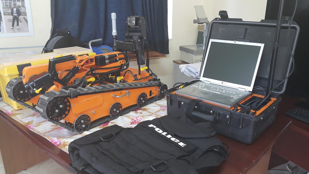 Eksplozivët do të zbulohen nga këta robotë, jo më me qen