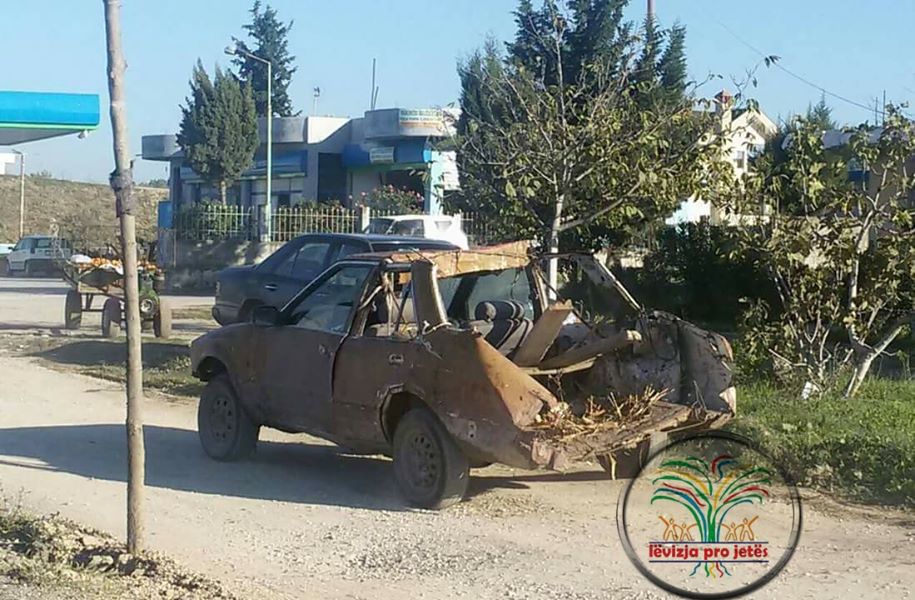 Çudi shqiptare/ A e gjeni dot llojin e mjetit? (foto)