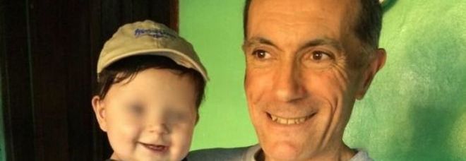 E rrallë/ Babai italian kërkon azil në Shqipëri për të shëruar të birin