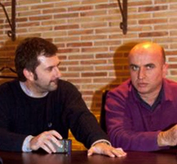 Baze-Bushati prishin gojën me Frangajn e Klan-it, njëri me m** e tjetri me …