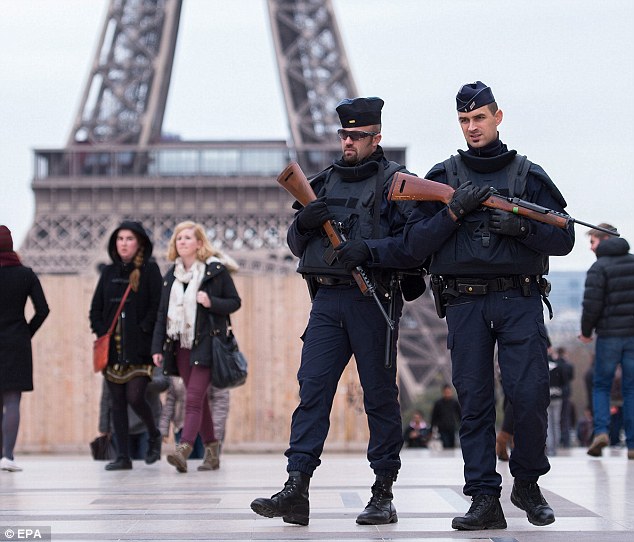 Nga “Charlie Hebdo” tek terrori i së premtes, pse Parisi është shënjestra kryesore e ISIS?