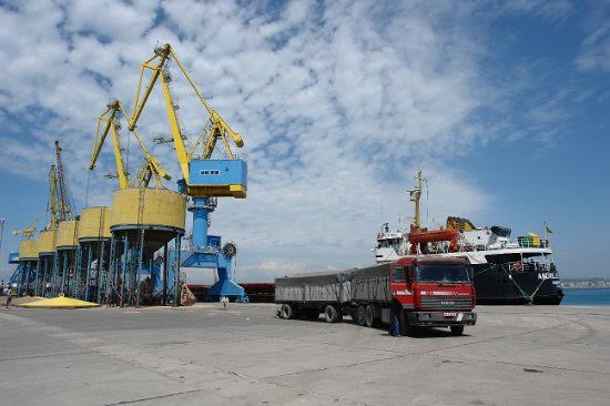 Durres, Porti do të zhvendosë siloset e grurit