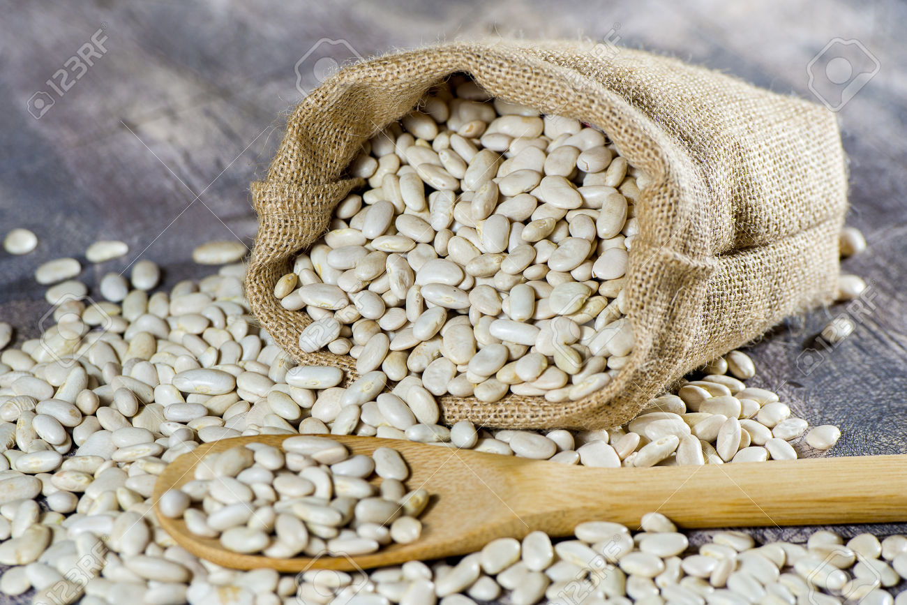 Në kufi bëhet kontrabandë…fasulesh