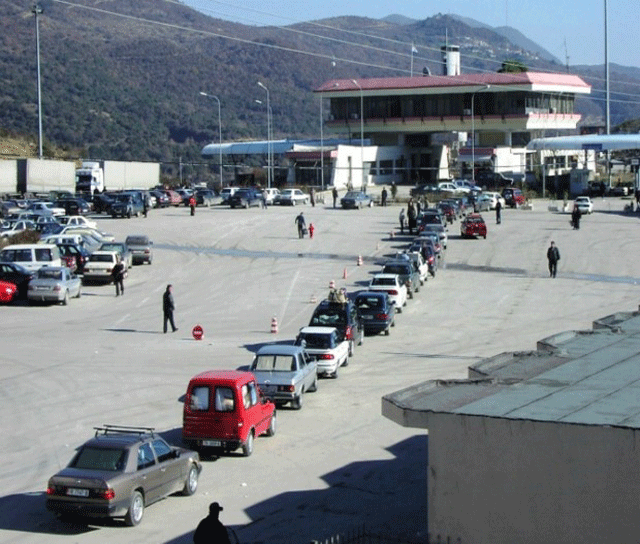 Ndalohet shqiptari “xhihadist” 20 vjeç në Itali, radikalët bllokohen në kufij