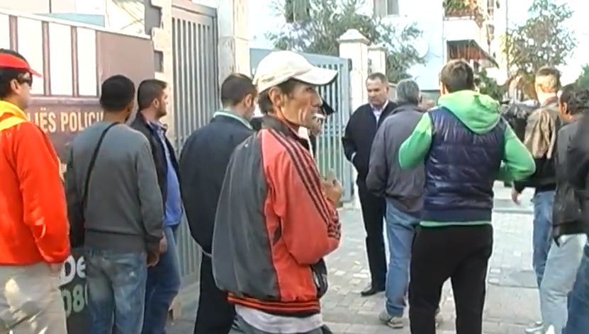 Durrës, protesta për metadon (Video)