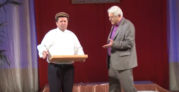 Estrada e Durrësit mbyllet përfundimisht. Aktorët e humorit: E rëndë, dhamë gjithçka për skenën (video)