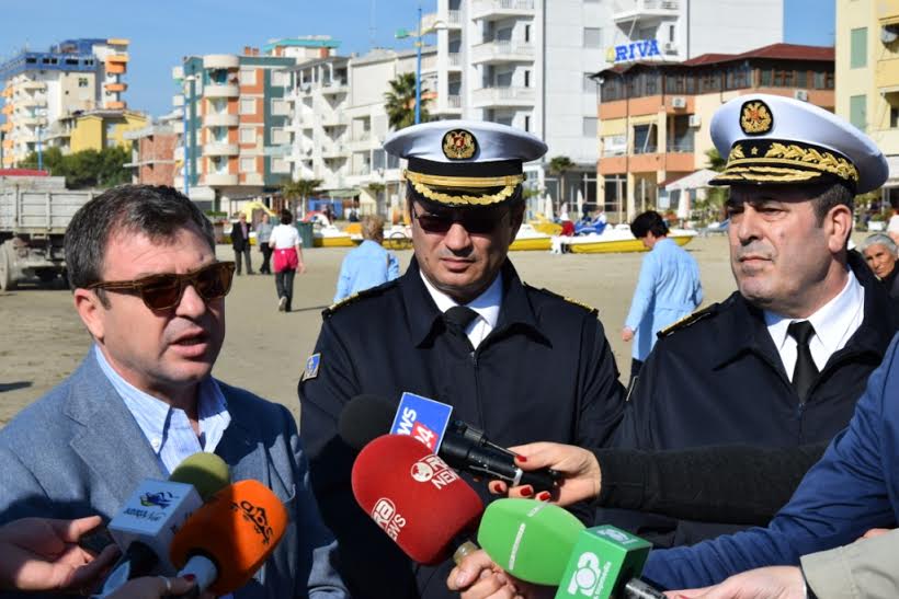 Dako e Dogjani vizitojnë plazhin: Është tërësisht i pastër, ftoj qytetarët ta vizitojnë