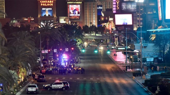 Las Vegas, gruaja përplas me makinë një grup këmbësorësh, 1 i vdekur e 36 të plagosur