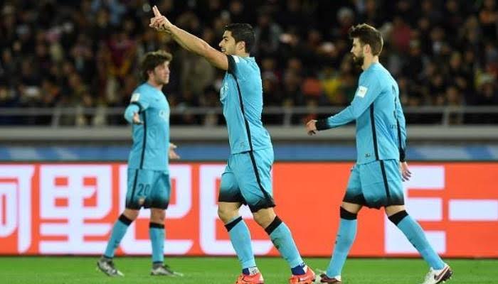 Tripleta e Suarez kalon Barçën në finalen e &#8220;Kupës së Botës&#8221; për klube