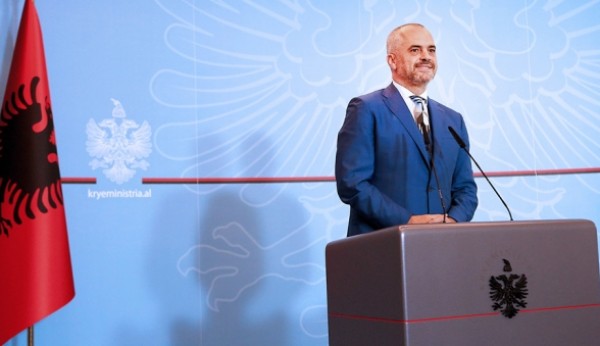 Shpërblimet e fundvitit, ja kush përfiton dhe shuma për secilin