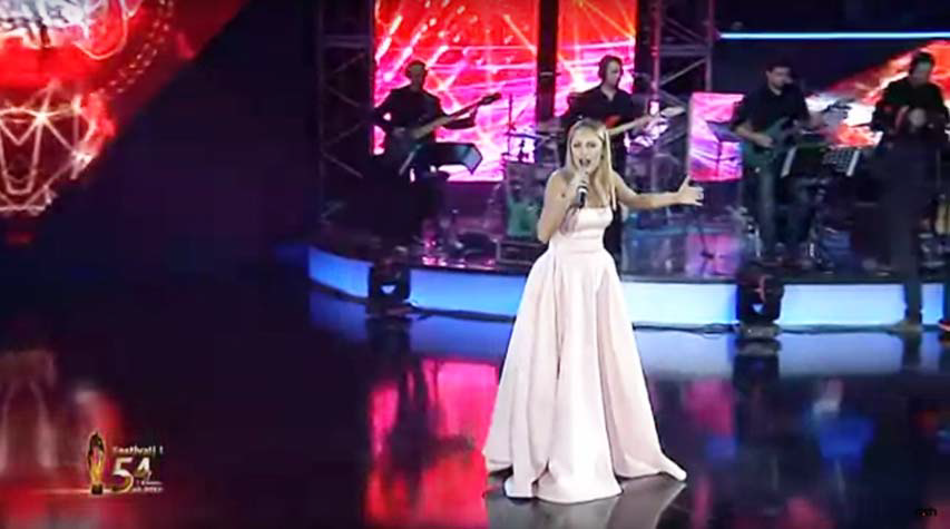 Pinderi: Këngëtarja homofobe do të përfaqësojë Shqipërinë në Eurosong‏