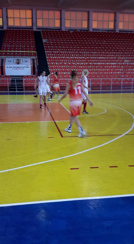 Basketboll femra/Goga Basket mposht Studentin