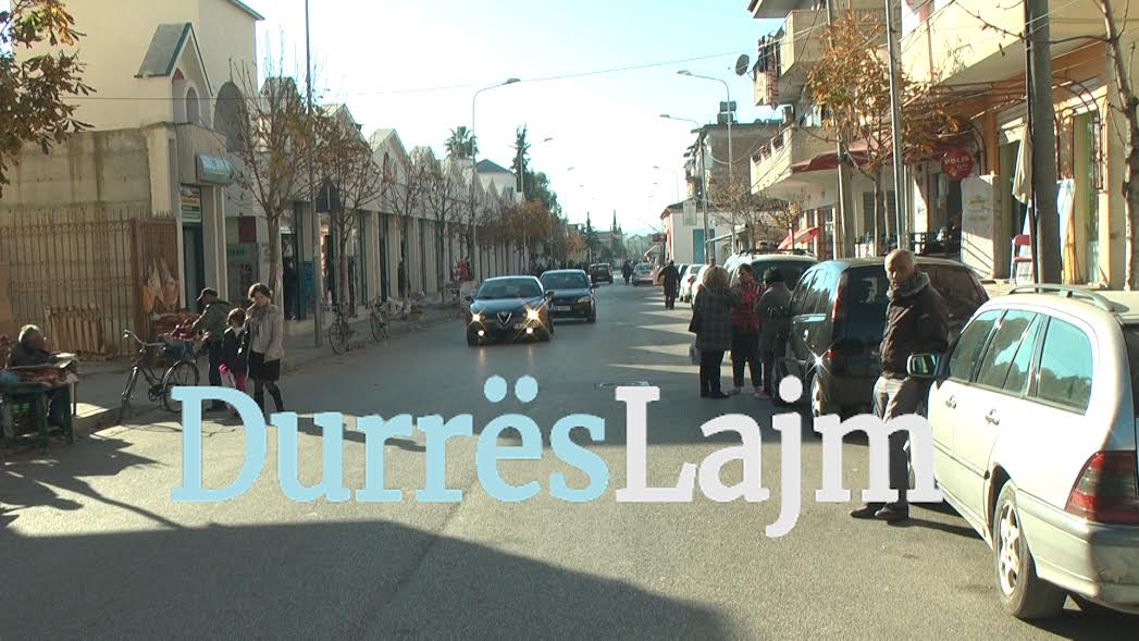 Kavaja, qyteti që po zbrazet e zhytet në mjerim total! Qytetarët: Ka falimentuar ekonomia! (Video)