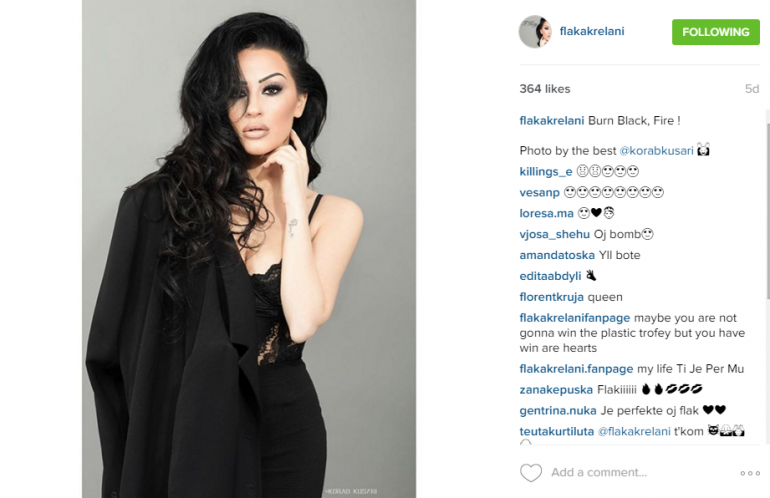 Flaka Krelani dhe &#8220;flaka&#8221; brenda saj