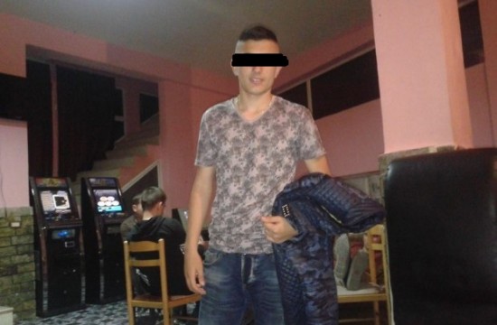 Rasti i rrallë, djali i Mhill Fufit me byzylyk nga policia