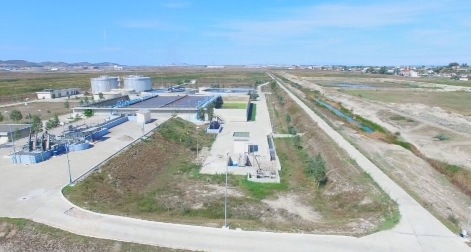 Si funksionon impianti i trajtimit të ujërave të ndotura në Durrës (VIDEO)