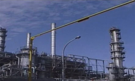 Një kompani kanadeze fiton tenderin për naftë në Velçë