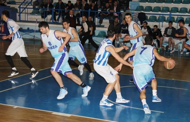 Basketboll Meshkuj/Teuta humbet ndaj Kamzës