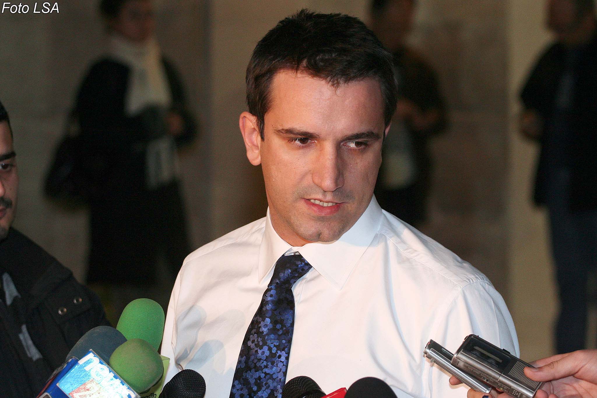 Biletë urbani 70 lekë? Zotohet Veliaj: Harrojeni sa të jem unë kryetar!