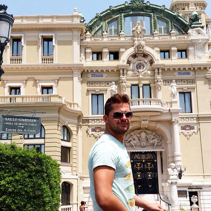 Shpati tani edhe aktor