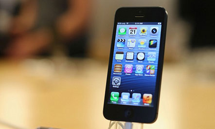 “Mini-iPhone” prezantohet në mars