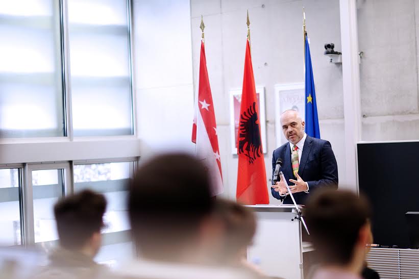 Rama në Kolegjin e Europës: Integrimi, mjet unik për një vend si Shqipëria