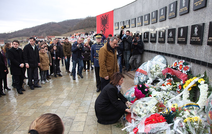 Kosovë, përkujtohet masakra e Reçakut