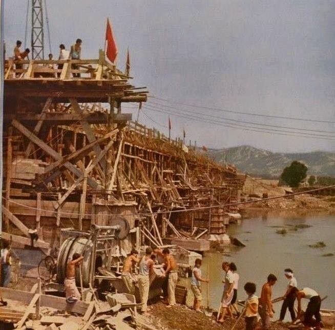 Foto të rralla nga Shqipëria nën diktaturë